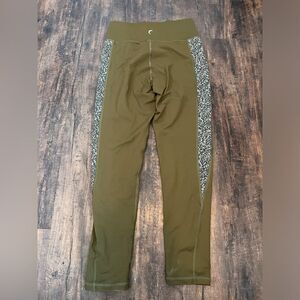 Zyia Leggings​